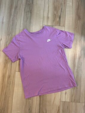 Nike Short-Sleeve Tee in Lavender